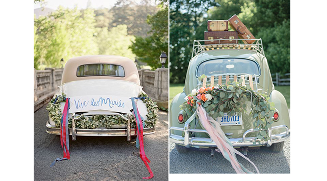 Des rubans pour décorer la voiture des jeunes mariés