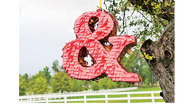 animation-mariage-pinata-signe-amour