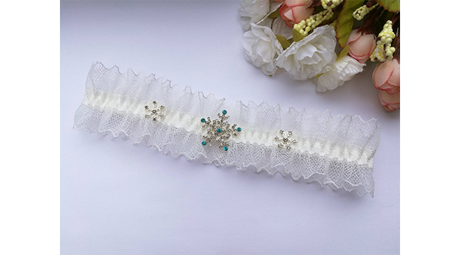 jarretiere-flocon-bleu-argente-mariage