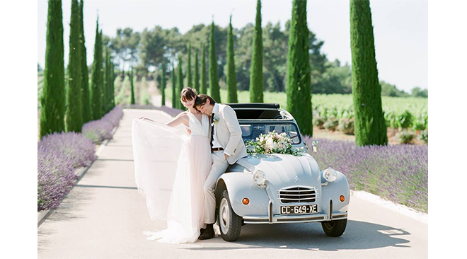 location-voiture-vintage-mariage-deux-chevaux