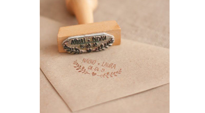 tampon-bois-mariage-vintage-personnalise