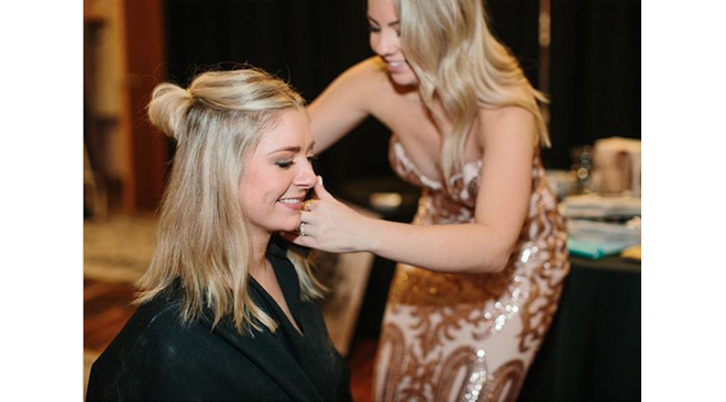mode-se-faire-couper-les-cheveux-pendant-son-mariage