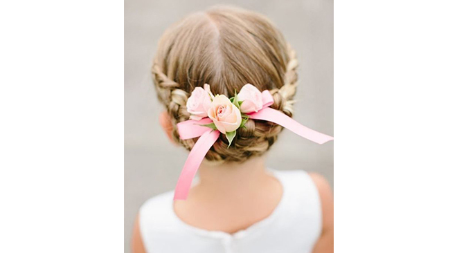 idee-coiffures-enfants-cortege-mariage
