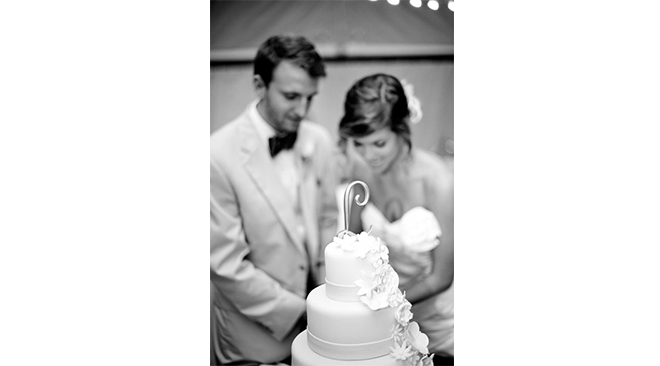 comment-couper-gateau-de-mariage